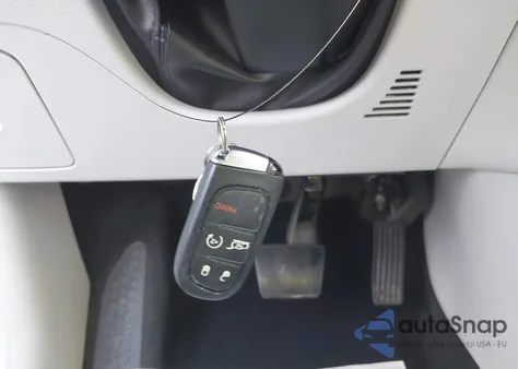 2020 Jeep Cherokee Limited 4X4 z USA, uszkodzony, nr VIN 1C4PJMDX7LD575185